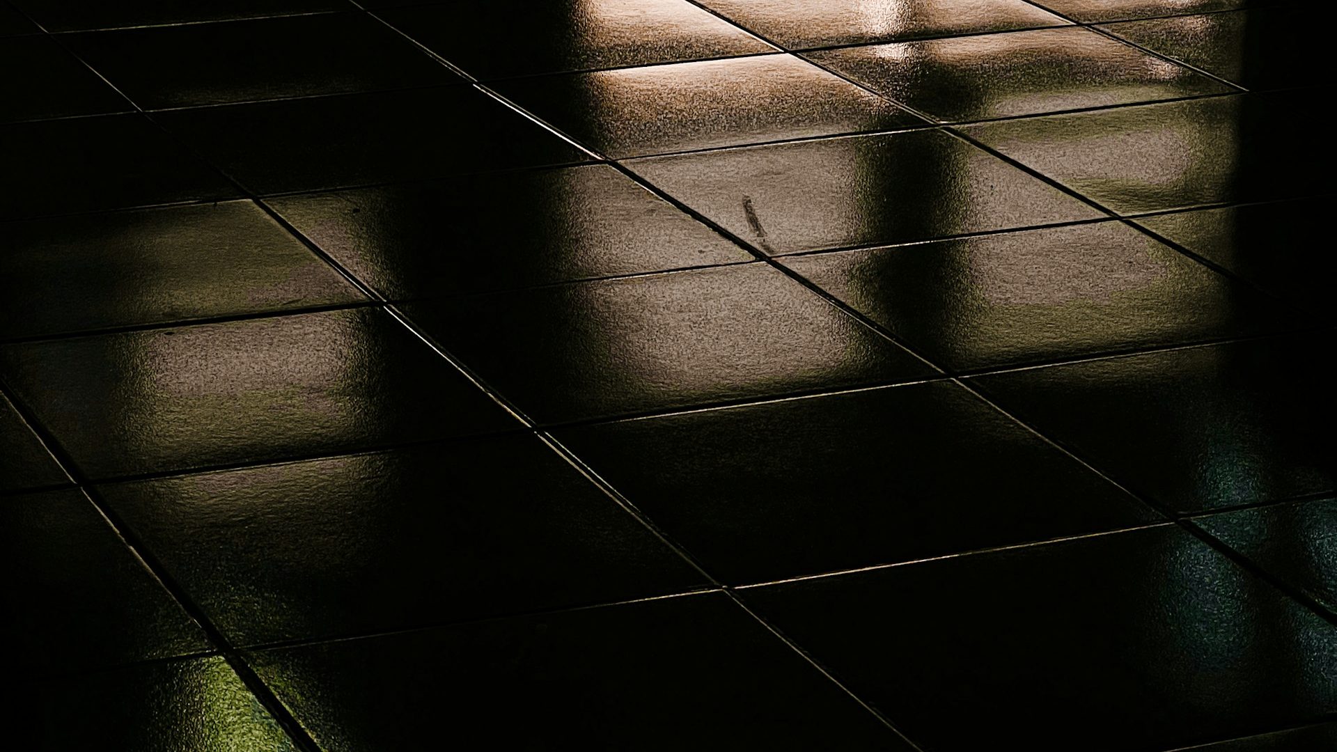 Photo 1676124878552 04b546947443